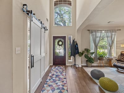 Property photo 5 at 3841 Lagoona DR - 5 bed 3 bath home