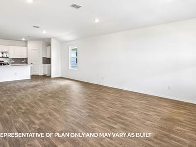 Property photo 5 at 385 San Juan TRL - 4 bed 2 bath home
