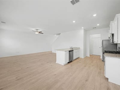 Primary bedroom at 385 Silent Meadow RUN - 3 bed 2 bath home