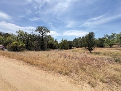 Property photo 3 at 387 Rosehill DR - Castle Hills, Granite Shoals, TX