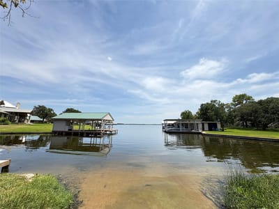 Property photo 5 at 387 Rosehill DR - Castle Hills, Granite Shoals, TX