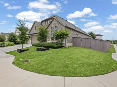 Property photo 5 at 388 Washington DR - 4 bed 3 bath home