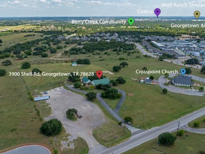 Living area at 3900 Shell RD - N/A, Georgetown, TX