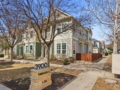 Living area at 3900 Threadgill St Unit #2 - 3 bed 2 bath home