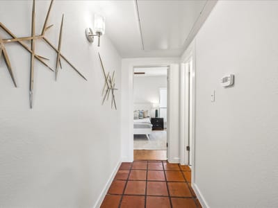 Primary bedroom at 3903 Seiders Ave Unit #202 - 1 bed 1 bath home