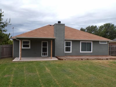 Photo 3 of 13 at 3903 Water Oak DR - 3 bed 2 bath home