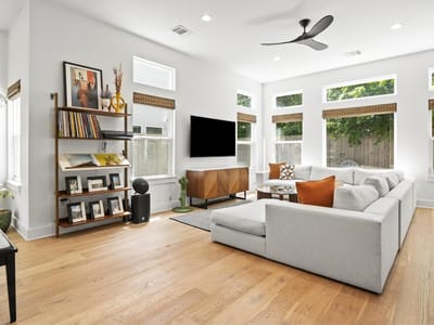 Living area at 3905 Clawson RD Unit #4 - 3 bed 2 bath home