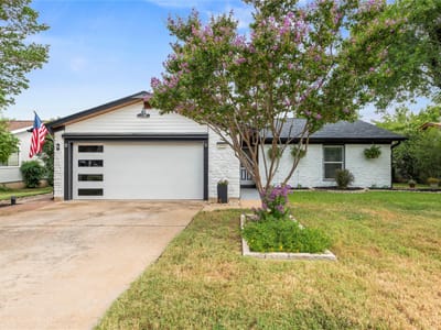 Property photo 2 at 3908 Rolling HL - 3 bed 2 bath home