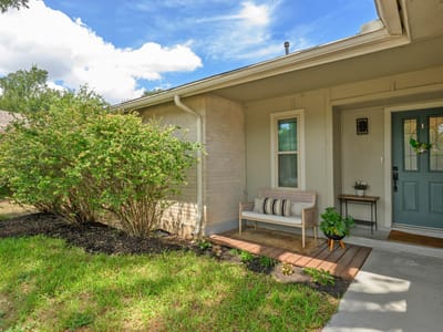 Property photo 4 at 3913 Leafield DR - 3 bed 2 bath home