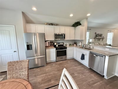 Kitchen at 392 Blue Sage DR - 3 bed 2 bath home
