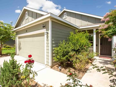 Property photo 2 at 393 Moon Stone TRL - 4 bed 2 bath home