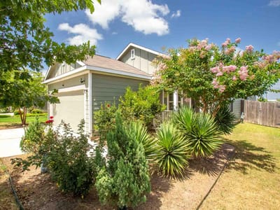 Property photo 3 at 393 Moon Stone TRL - 4 bed 2 bath home