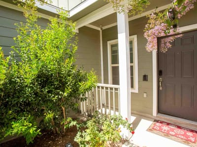 Property photo 4 at 393 Moon Stone TRL - 4 bed 2 bath home