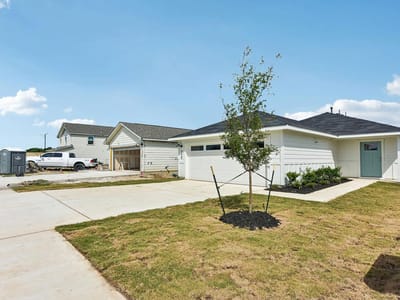 Photo 5 - 398 Ebbsfleet DR Photo 5 of 40 at 398 Ebbsfleet DR - 3 bed 2 bath home