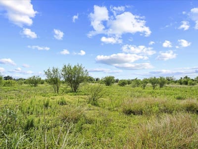 Property photo 5 at 399 Prune RD - Wm H Taylor, La Grange, TX