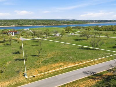 Primary bedroom at 4 Creek Hollow WAY - THE LANDINGS AT LAKE TRAVIS, Spicewood, TX