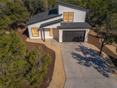 Property photo 2 at 4 Huisache LN - 3 bed 2 bath home