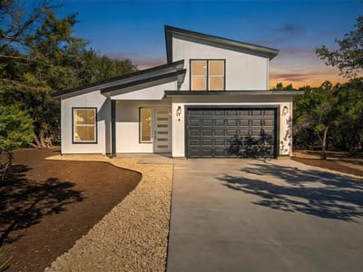Kitchen at 4 Huisache Ln - 3 bed 2 bath home
