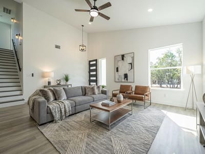 Primary bedroom at 4 Huisache Ln - 3 bed 2 bath home