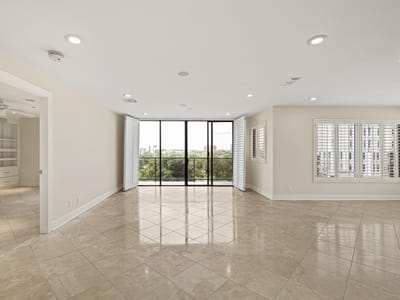 Photo 4 - 40 N Interstate 35 Highway Unit #5A1 Photo 4 of 40 at 40 N Interstate 35 Highway Unit #5A1 - 2 bed 2 bath home