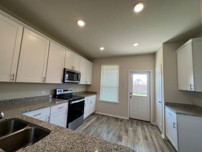 Living area at 40 Pacific Loon ST - 4 bed 3 bath home