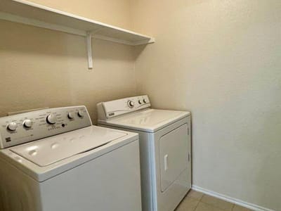 Bathroom at 400 Blue Shale DR - 3 bed 2 bath home