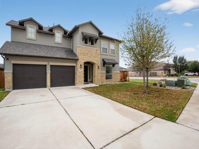 Property photo 2 at 400 Cortona LN - 4 bed 3 bath home