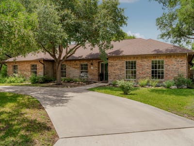 Kitchen at 400 Hackberry ST - 4 bed 4 bath home