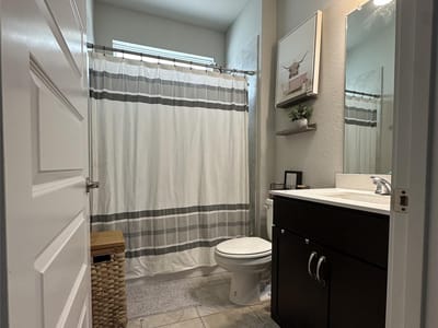 Property photo 3 at 400 Hortus DR - 3 bed 2 bath home