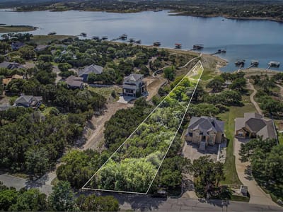 Primary bedroom at 400 Lakefront DR - Point Venture Sec 03-1-B, Lago Vista, TX