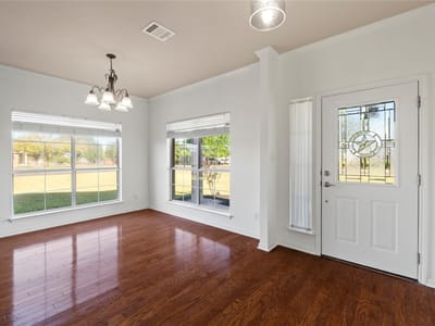 Bathroom at 400 Rio Grande Ave - 3 bed 2 bath home