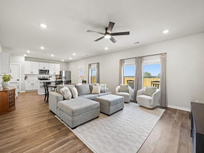 Property photo 4 at 400 Sleep HOLW - 4 bed 3 bath home