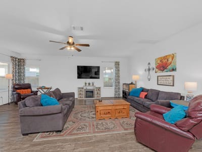 Primary bedroom at 400 Xanadu DR - 5 bed 3 bath home