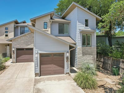 Property photo 2 at 4008 Valley View Rd Unit #A - 3 bed 3 bath home