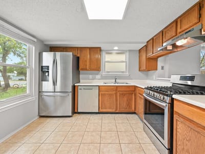 Primary bedroom at 4009 Alexandria DR - 3 bed 2 bath home