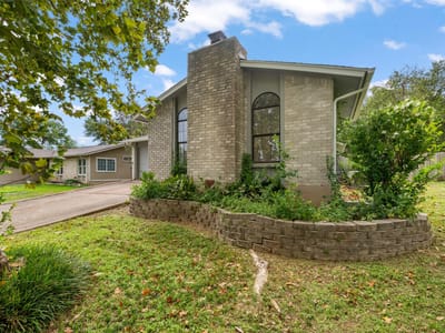 Photo 2 of 40 at 4009 Hillside DR - 3 bed 2 bath home