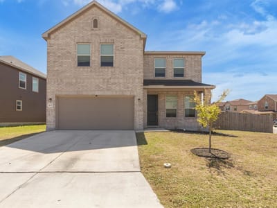 Living area at 401 Briarfield DR - 4 bed 2 bath home