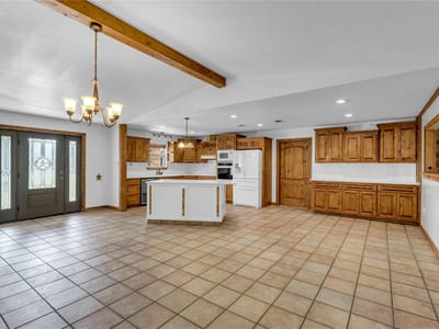 Primary bedroom at 401 County Road 334 - 3 bed 2 bath home