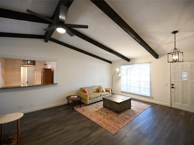 Property photo 4 at 401 Dove Creek DR - 3 bed 2 bath home
