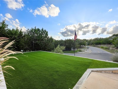 Photo 5 of 40 at 401 Valley Hill DR - 3 bed 2 bath home