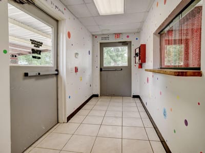 Property photo 5 at 401 Wilkes ST - Byrne, Smithville, TX