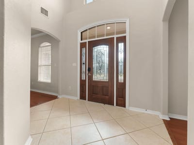 Primary bedroom at 4012 Creekview TRL - 5 bed 3 bath home