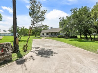 Photo 2 of 37 at 402 Post Oak LN - 3 bed 2 bath home