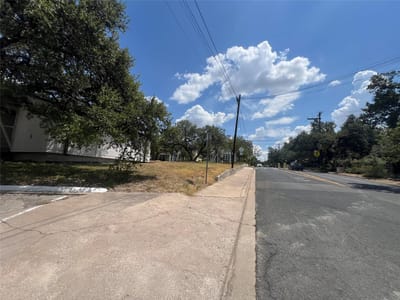 Property photo 5 at 402 West Live Oak ST - Bouldin, Austin, TX