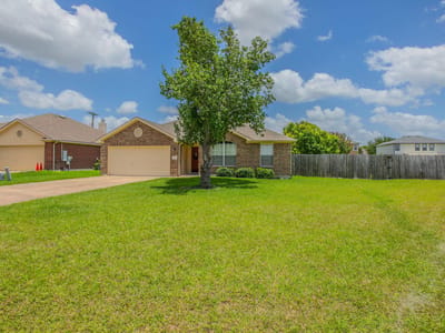 Kitchen at 4021 Kerley CT - 3 bed 2 bath home
