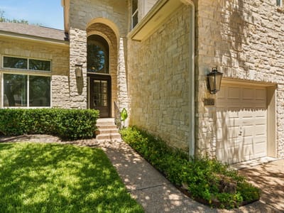 Property photo 4 at 4027 Sable Oaks DR - 4 bed 2 bath home
