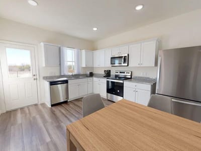 Kitchen at 403 Cliff Dr - 3 bed 2 bath home