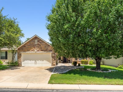 Primary bedroom at 403 Dove Hollow TRL - 3 bed 2 bath home
