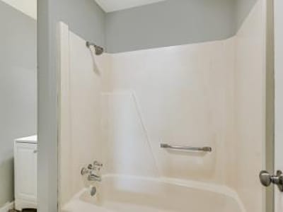 Property photo 4 at 403 Edmond ST - 3 bed 2 bath home