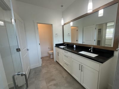 Property photo 5 at 403 Summit Ridge DR - 3 bed 2 bath home